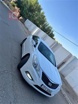 هيونداي أزيرا